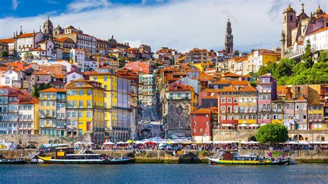 Cheap Flights from Paris (PAR) to Porto (OPO) .